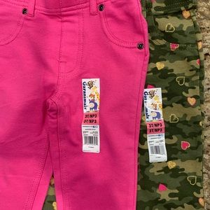 NWT No pets/No smoking household Girls 3T Jeggings